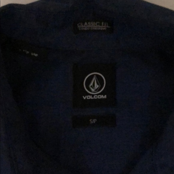 Volcom button down shirt - Picture 3 of 4